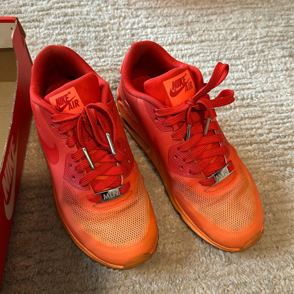 Women’s air max 90 - limited “Milano”
